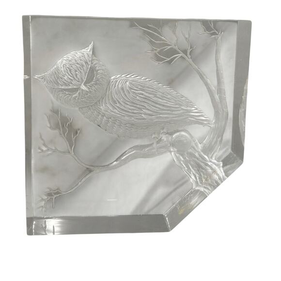 Vintage M. COX Reverse Carved Owl Lucite Cube Sculpture Paperweight Signed - Picture 4 of 11